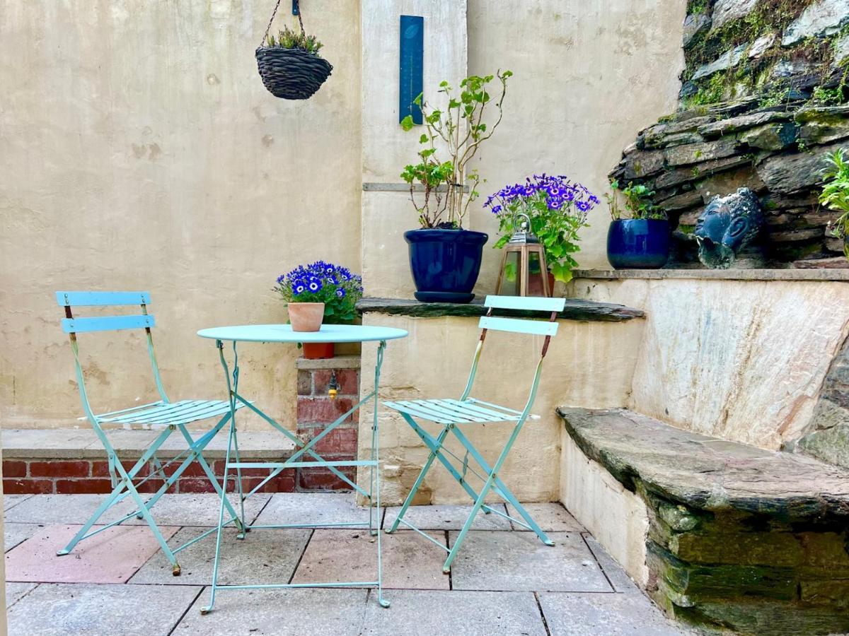 Pass The Keys 64 Church Street Characterful 2-Bed Cottage In The Heart Of Town Kingsbridge  Bagian luar foto